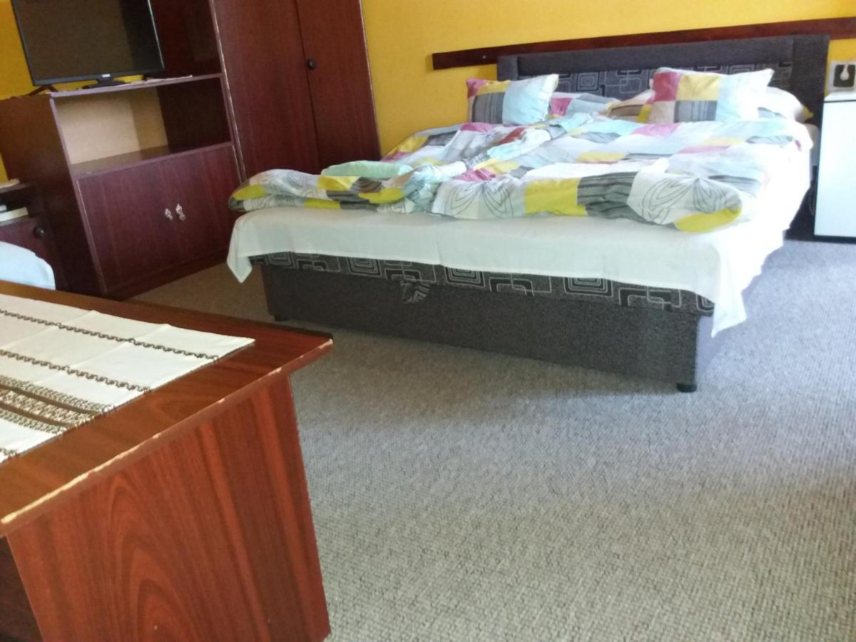 Lillafuered Kapuja Hotel 미슈콜츠 외부 사진