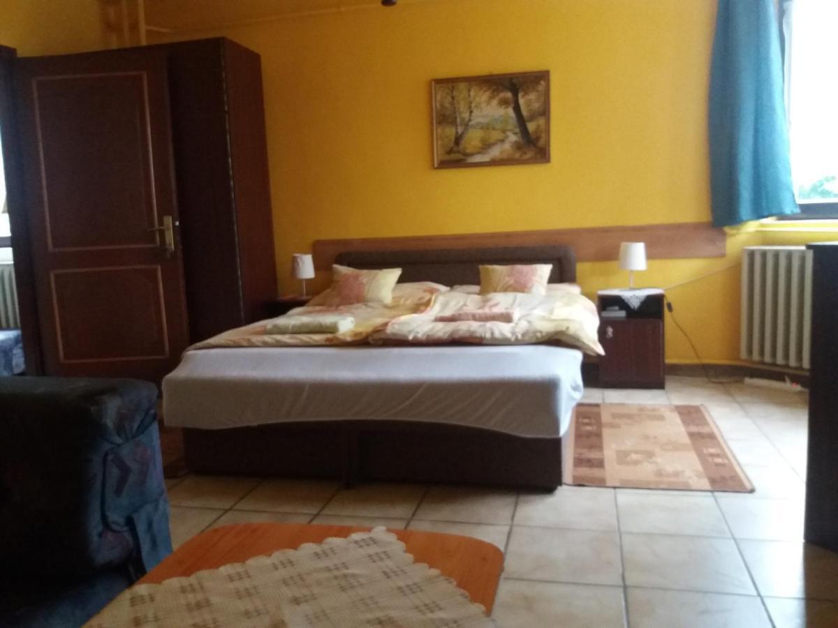 Lillafuered Kapuja Hotel 미슈콜츠 외부 사진
